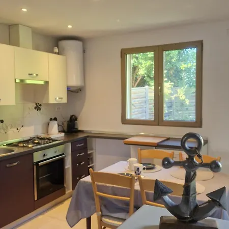 Sidro Apartman *
